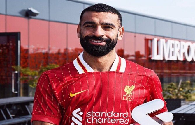 محمد صلاح أفضل لاعب في ليفربول.. ويحصد أولى جوائز الموسم|شاهد