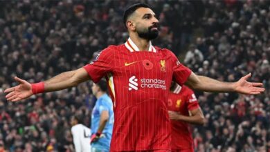 جماهير ليفربول تنقلب على الإدارة بسبب محمد صلاح