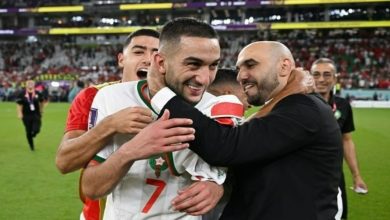 حكيم زياش يلغي متابعته لمدرب المنتخب المغربي وليد الركراكي