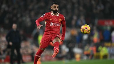 محمد صلاح يسجل ويصنع في فوز ليفربول على أستون فيلا