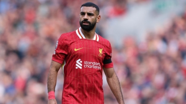 محمد صلاح يُحدد شروطه لتجديد عقده مع ليفربول