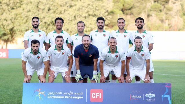 الأهلي يتجاوز الرمثا ويبلغ نصف نهائي كأس الأردن