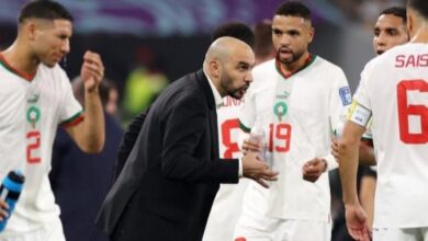 خبر جديد يُسعد الركراكي ويُهدد مكانة سايس في منتخب المغرب