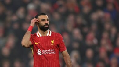 "سيذهب لمن يدفع أكثر".. والد محمد صلاح يُشعل حماس السعوديين