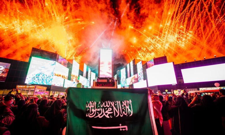 مناطق "موسم الرياض" تحتفل باستضافة السعودية لكأس العالم 2034