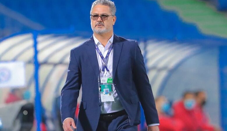 نجم الزمالك يعلن اقتراب “ميكالي” من تدريب الفريق خلفا لجوميز